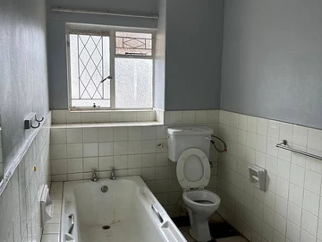 3 Bedroom Garden Flat