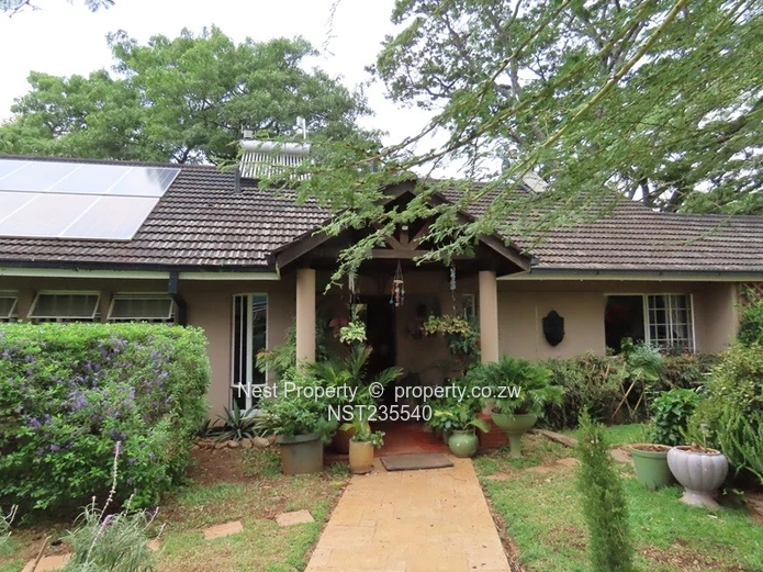 Character Family Home for rent in Glen Lorne!