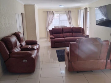 3 Bedroom Garden Flat