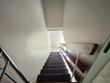 2 Bedroom Garden Flat