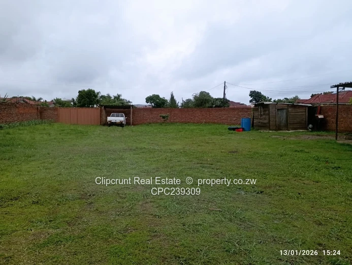 Tywaldnorth stand (Sole Mandate)