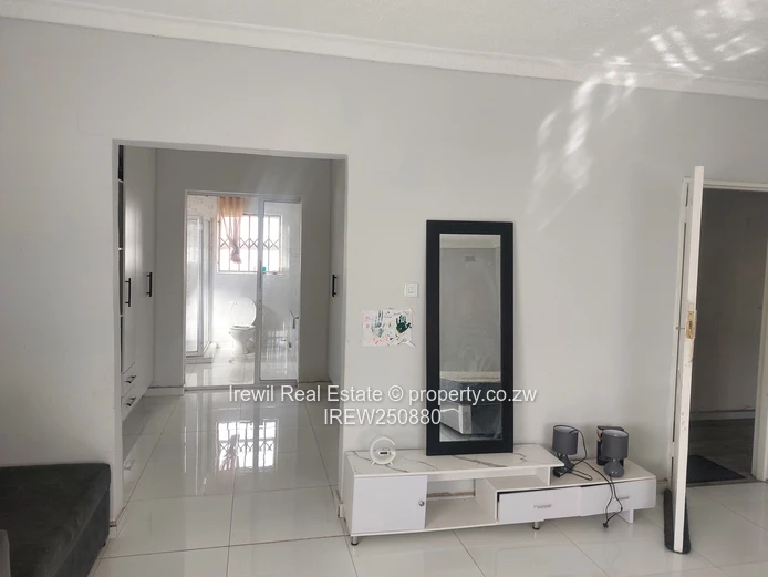 Sandton Park Phase 3 Fully Furnished 4 Bed (Sole Mandate)