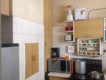 2 Bedroom Flat & Apartment