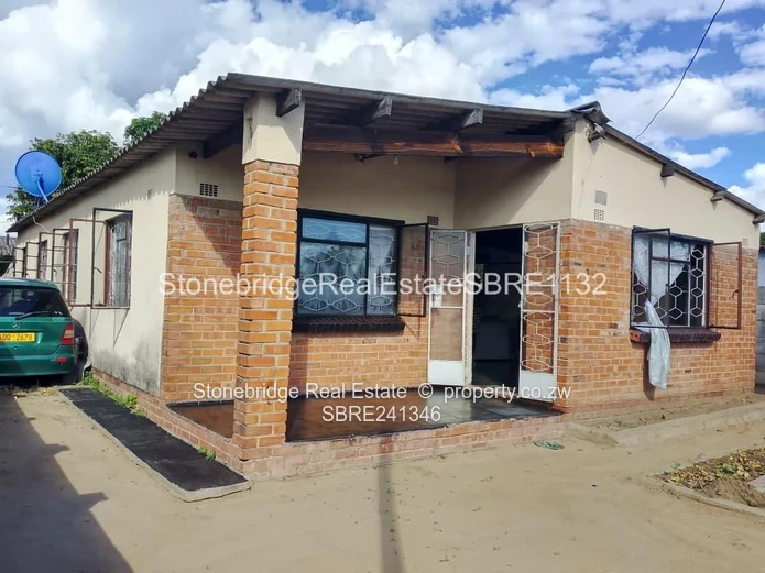 4 Bedroomed House in Gwabalanda for sale