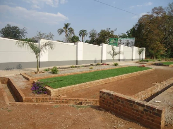 18 Unit Townhouse Complex