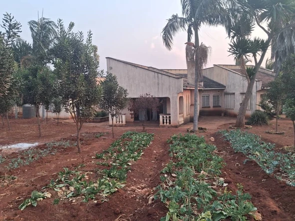 4 Bedroom House