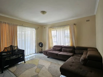 3 Bedroom Garden Flat