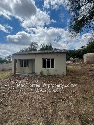 6 Bedroomed house to let in Greendale 