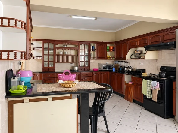 4 Bedroom House