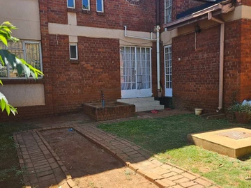 3 Bedroom Garden Flat