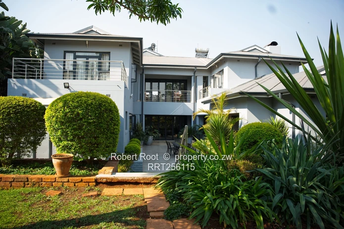 Well considered home in Borrowdale Brooke