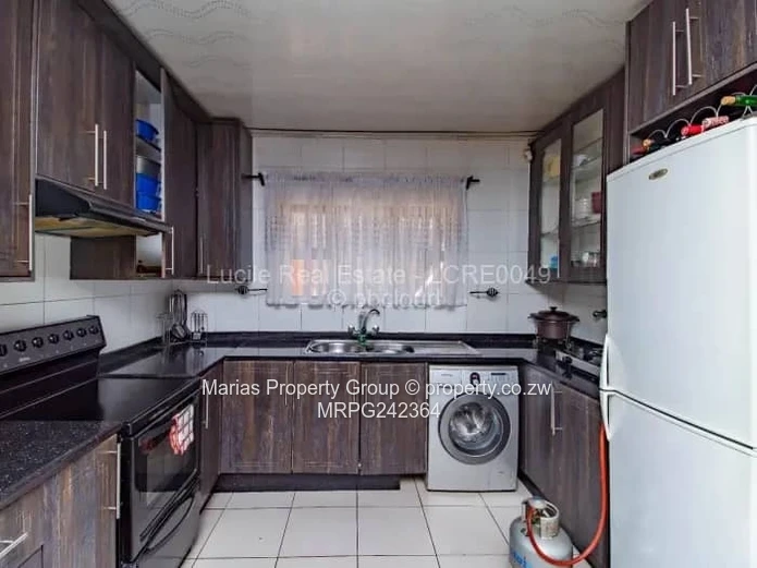 Greendale Brick Townhouse Complex - Furnished, Borehole