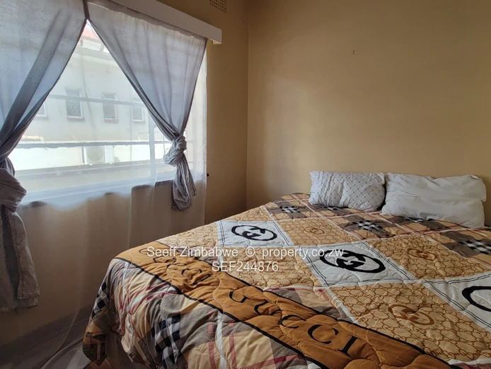 2-Bed Flat For Sale - The Avenues