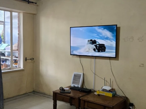 2 Bedroom Flat & Apartment