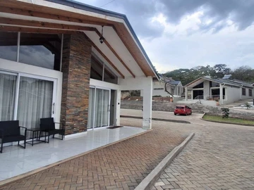 3 Bedroom Townhouse Complex