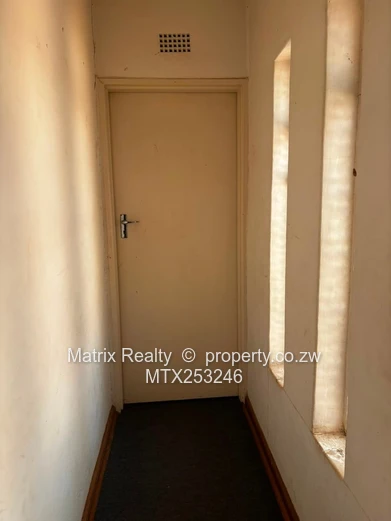 3 Bedroom Home with 2 Cottages for Sale in Bluffhill