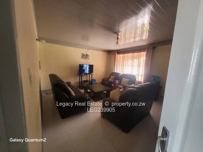 Old Southerton Residential House With Cottage And Servants’ Quarters