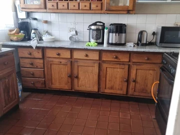 2 Bedroom Flat & Apartment