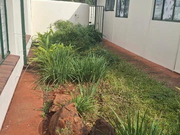 3 Bedroom Flat & Apartment