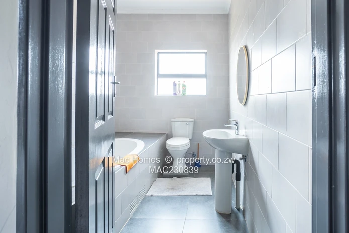 Gletwin's Finest- Come see it for yourself (Sole Mandate)