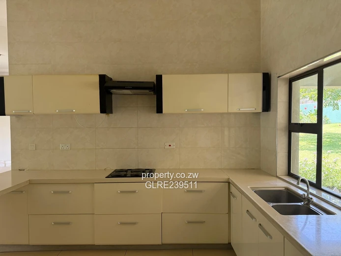 Greystone Park - Spacious 3-Bedroom House For Rent! 