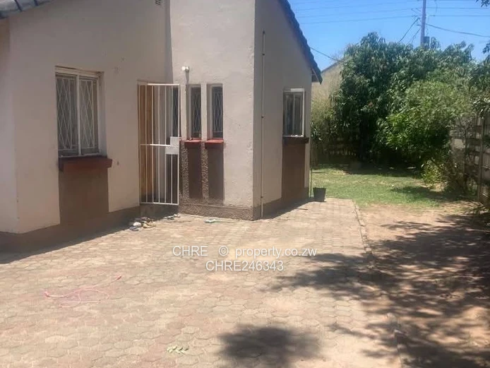 Msasa Park House To Let