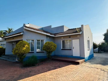4 Bedroom Townhouse Complex