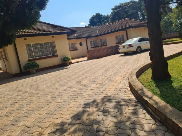 Belveder 4 bed house for 1.5k can be commercial