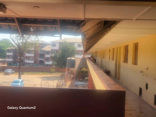 2 Bedroom Flat & Apartment