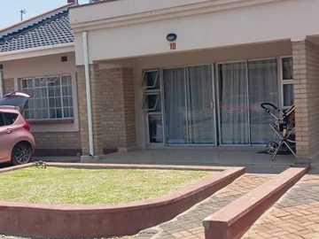 2 Bedroom Garden Flat