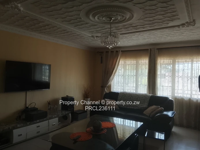 Spacious 3-Bed Home with Borehole & Large Yard in Southlea Park