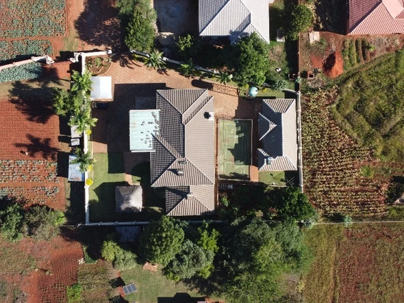 6 Bedroom House