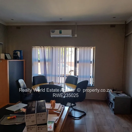 Prime Avondale Commercial Property To Let