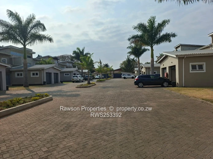 Avondale West Townhouse For Sale