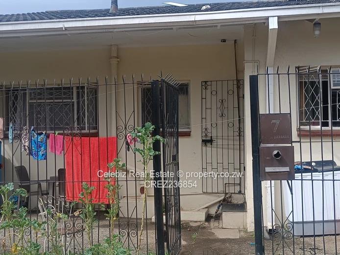 Chadcombe garden flat to rent