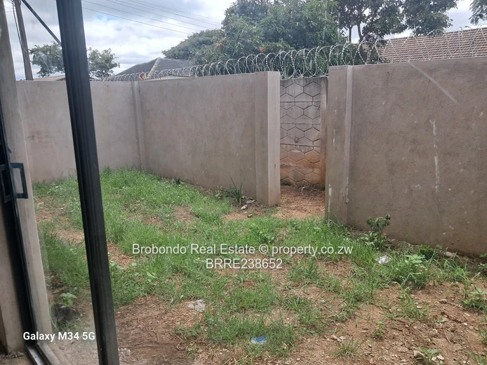 Ashdown Park Incomplete Garden flats for sale!