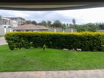 8 Bedroom Townhouse Complex