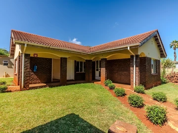 8 Bedroom House