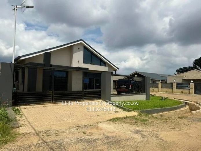 Tynwald: 4-Bed Tiled Split-Level Home with En-suite