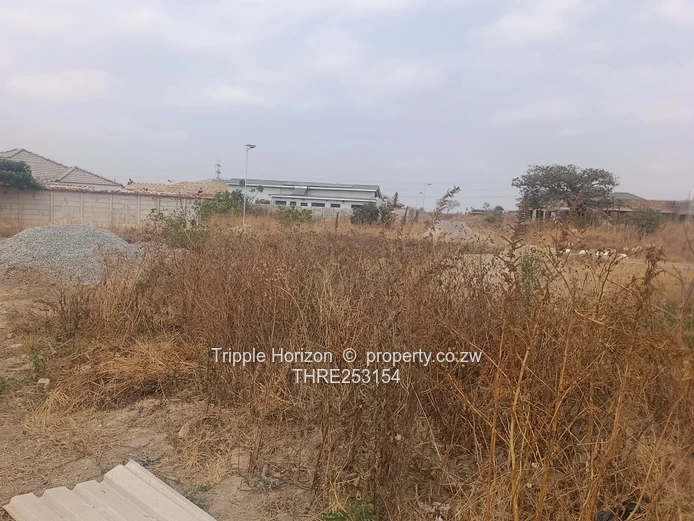  Nyabira Penrose 615m²  Ready-to-Build Stand on Tarred Road 