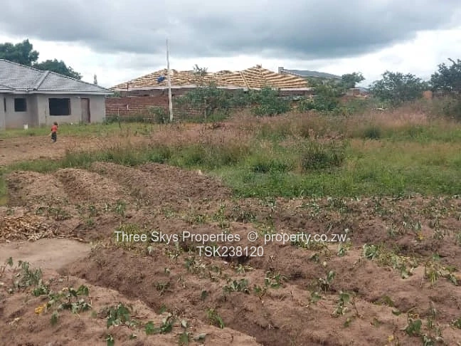 Elizabeth Park Stand For Sale 740Sqm