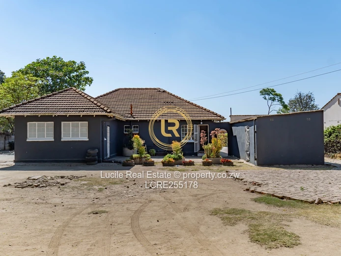 Prime office and investment opportunity in Eastlea.
