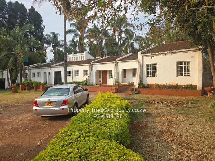 Idyllic Family Home situated on an Acre