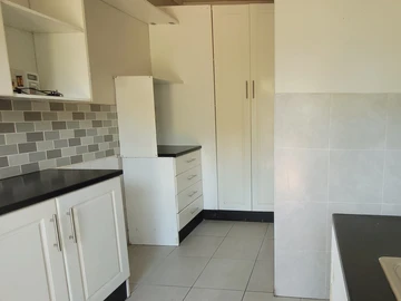 2 Bedroom Garden Flat