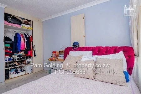 5 Bedroom House For Sale In Madokero