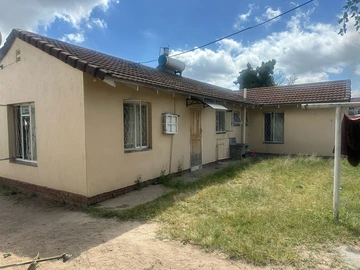  3-Bedroom Home with Water Tank in Msasa Park