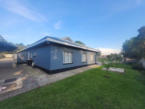 3 Bedroom Garden Flat