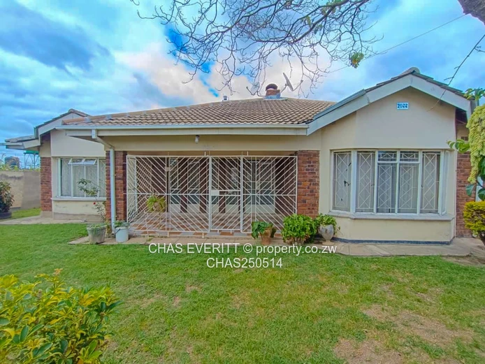 Zimre Park 4 Bedroomed House For Sale