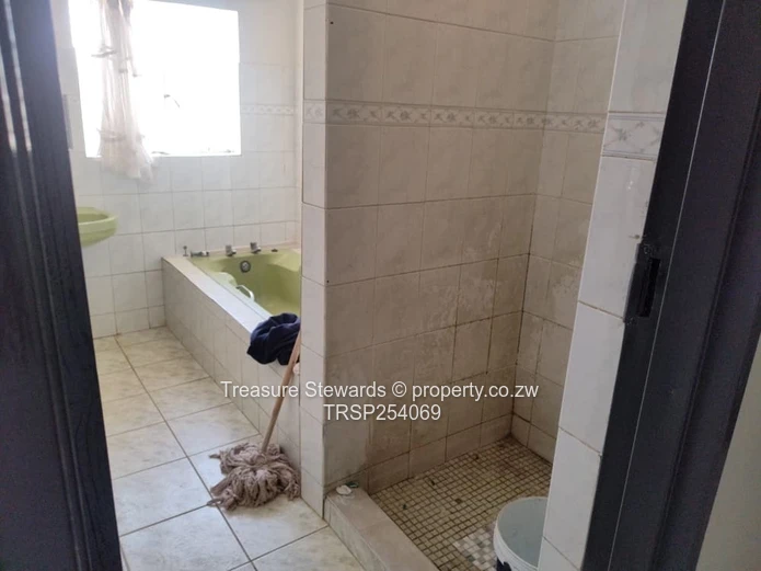 3-Bed Family Home in Ruwa  (Sole Mandate)
