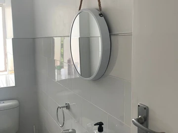 3 Bedroom Flat & Apartment